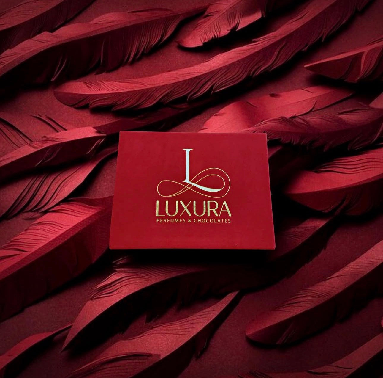 LUXURA GIFT BOX